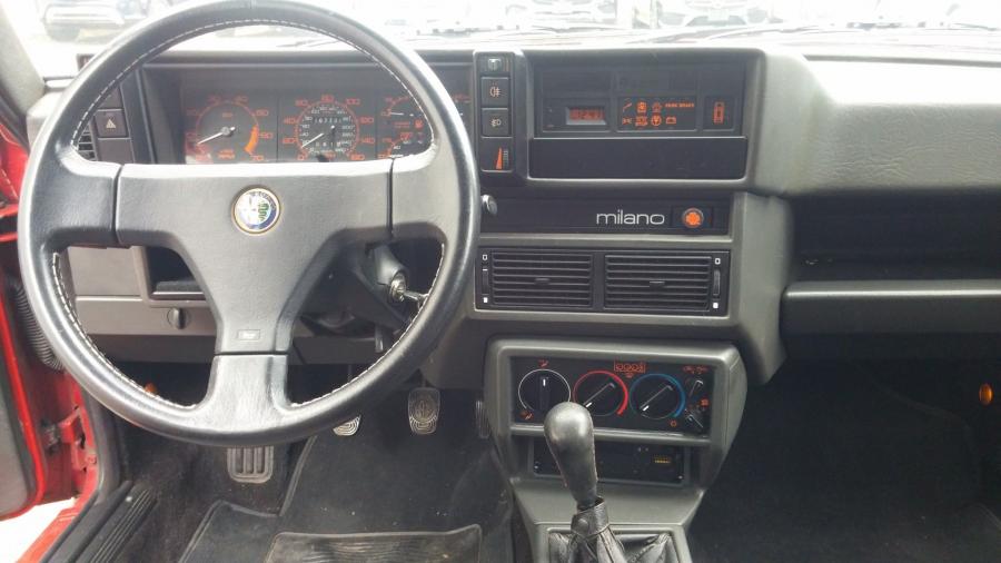 Торпедо Alfa Romeo Milano Verde (161) 1988 года  (фото 21 из 40)